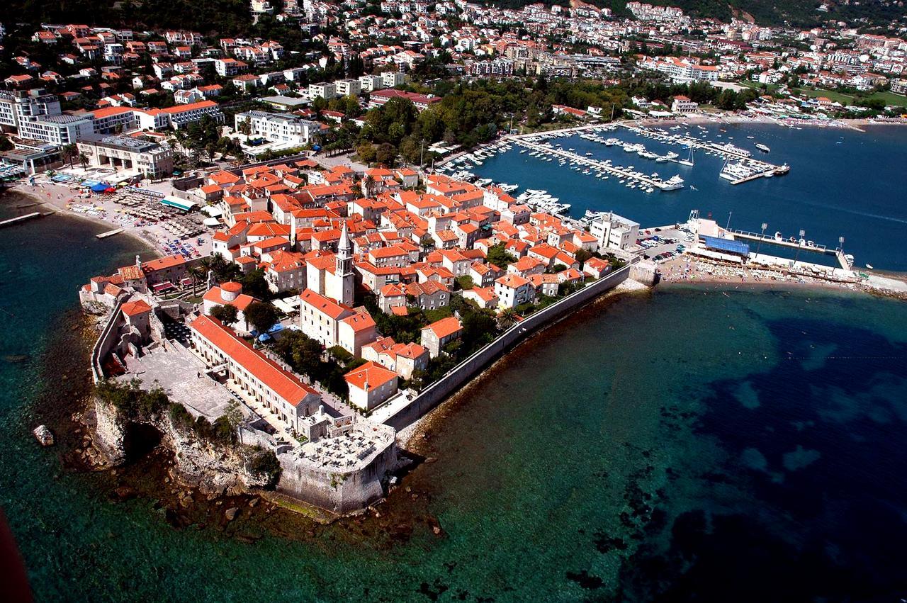 Private Room Center-2 Persons New Budva Luaran gambar